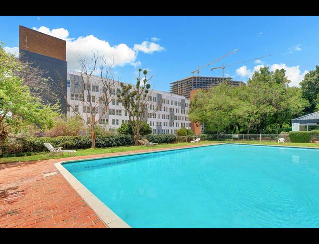 2 BEDROOM APARTMENT FOR SALE IN BENMORE GARDENS